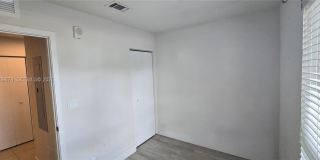 2535 NE 193rd St Gallery 23