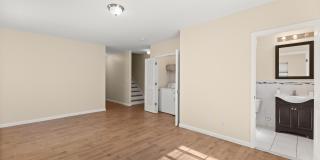 23 REYNOLDS AVE Gallery 21