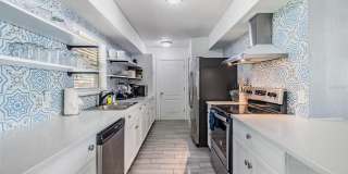 4101 W ARCH STREET Gallery 21