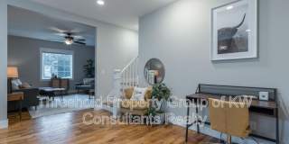 65 E 7th Avenue Gallery 14