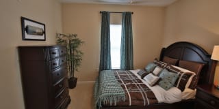 The Heights at McArthur Park Gallery 14