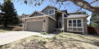 Spacious 6BR House in Aurora Gallery 1