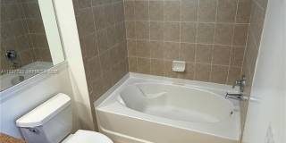 347 N New River Dr E Gallery 44