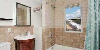 11 Le Grande Avenue Gallery 11