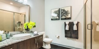 District Lofts Gallery 28