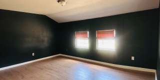 Spacious 3 Bedroom Home with Large Yard – Appliances Included! Gallery 8