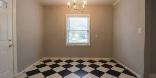 3 Bed | 1 Bath | Mid Town | $1400 Gallery 13