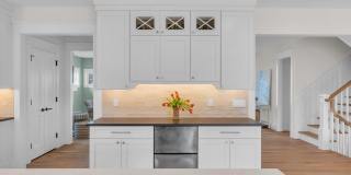 205 Morris Avenue Gallery 23