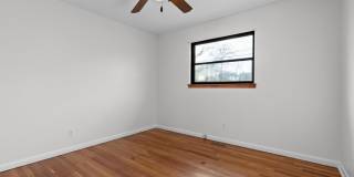 517 Randall Street Gallery 18