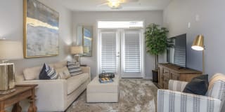 Riverstone Apartments at Long Shoals Gallery 1