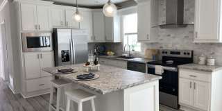 589 Johnathans Cay Gallery 1
