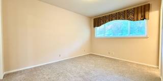 Single-Family Home in Park Pacifica - 3Bed/3Bath + 2 Bonus Rooms Single-Family Home in Park Pacifica - 3Bed/3Bath + 2 Bonus Rooms Gallery 27