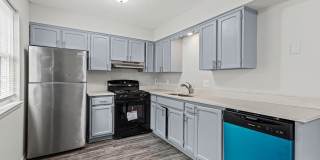 Summer Special! Updated 3BR Townhome with Basement + $250 Off First Month’s Rent Gallery 1