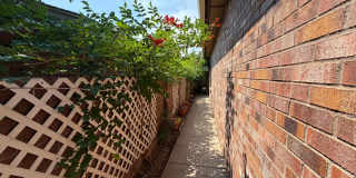 Attractive 3 Bedroom 2 Bathroom Home In The Northeast Heights! Gallery 23