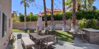 Pool Home in Palm Desert Gallery 15