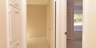4/3 w/ Fenced yard & enclosed patio! Gallery 13