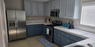 Mid-Term Rental - Beautiful 4 Bedroom Pool Home in South Temecula! Gallery 8