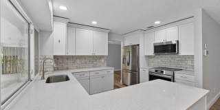 6305 COTTONWOOD LANE Gallery 22
