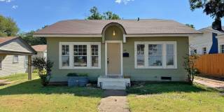 Historic 2 Bed, 1 Bath Home in Floral Heights West! Gallery 1