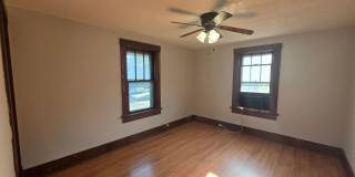 Kent 3 bedroom 1 bath Single Family Home Gallery 11