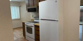 Spacious 3 bed/2 bath condo in Desirable Valley Crest Gallery 1