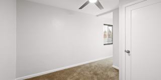 5139 Ewing Street Gallery 17