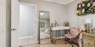 2302 S ARRAWANA AVENUE Gallery 42