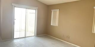 4 Bedroom, 2 Bath New paint and flooring Gallery 7