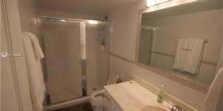 5151 COLLINS AV Gallery 18