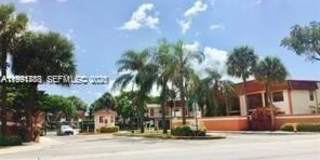 850 NE 209th Ter Gallery 1