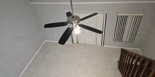 2 bedroom + loft, 2 bathroom townhome near UCF Gallery 10