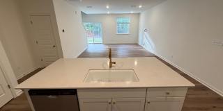Mebane / Townhouse Gallery 6