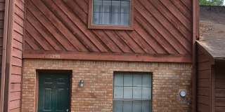 1290 High Road Gallery 1