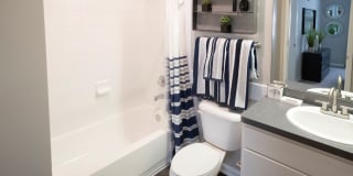 One Rocky Ridge Apartment Homes Gallery 8