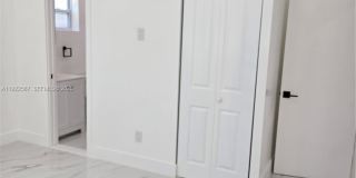 987 NE 145 Gallery 22