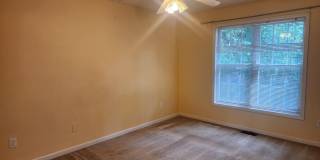 518 Johnson Street Gallery 13