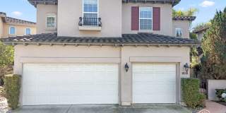 Spacious Torrey View Home with Flexible Floorplan in Gated Community Gallery 1