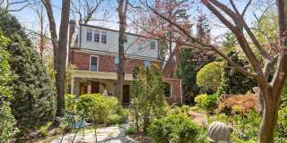 3743 UPTON Street NW Gallery 34