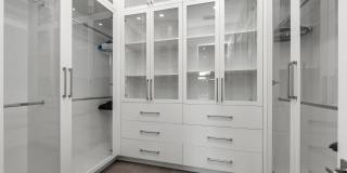 523 N Harper Ave Gallery 16