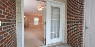 Lakeshore Grande Gallery 1