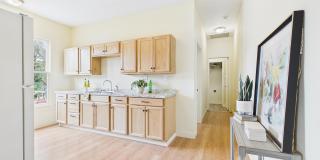 617 E Vermilion Street Gallery 3