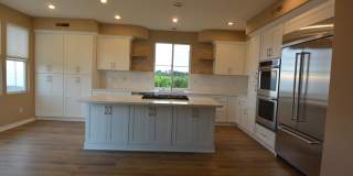 Gorgeous two-story 3 bedroom, 3.5 bathroom house with beautiful Newport Coast Ocean View! Gallery 9