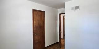 1121 Luther East Gallery 16