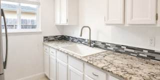 55+ Community in Bay Village! Gallery 4