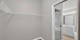 463 WINWOOD Court Gallery 17