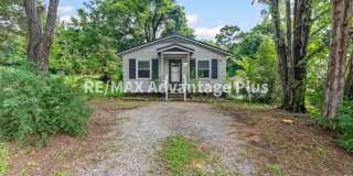 2-Bedroom Home Walking Distance to Longwood University Gallery 1