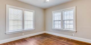 Charming 3BR in College Hill – Pet Friendly & Move-In Ready! Gallery 3