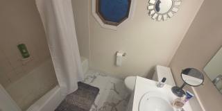 NO FEE! XL House w 2 Parking Inc, Laundry I/U -- New Hardwood Flooring, Pet Friendly, 2 Parking Spots Inc Gallery 12