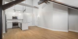 77 Van Dam Street unit: 408 Gallery 5