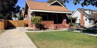 Beautiful 3 bed, 1.75 bath home in the Wenatchee's Historic District! Gallery 1